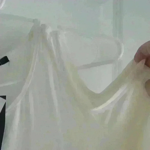 Ivory,  women's,  cold shoulder top. Sz med by Soprano. NWT from Dillard's. - Picture 3 of 5